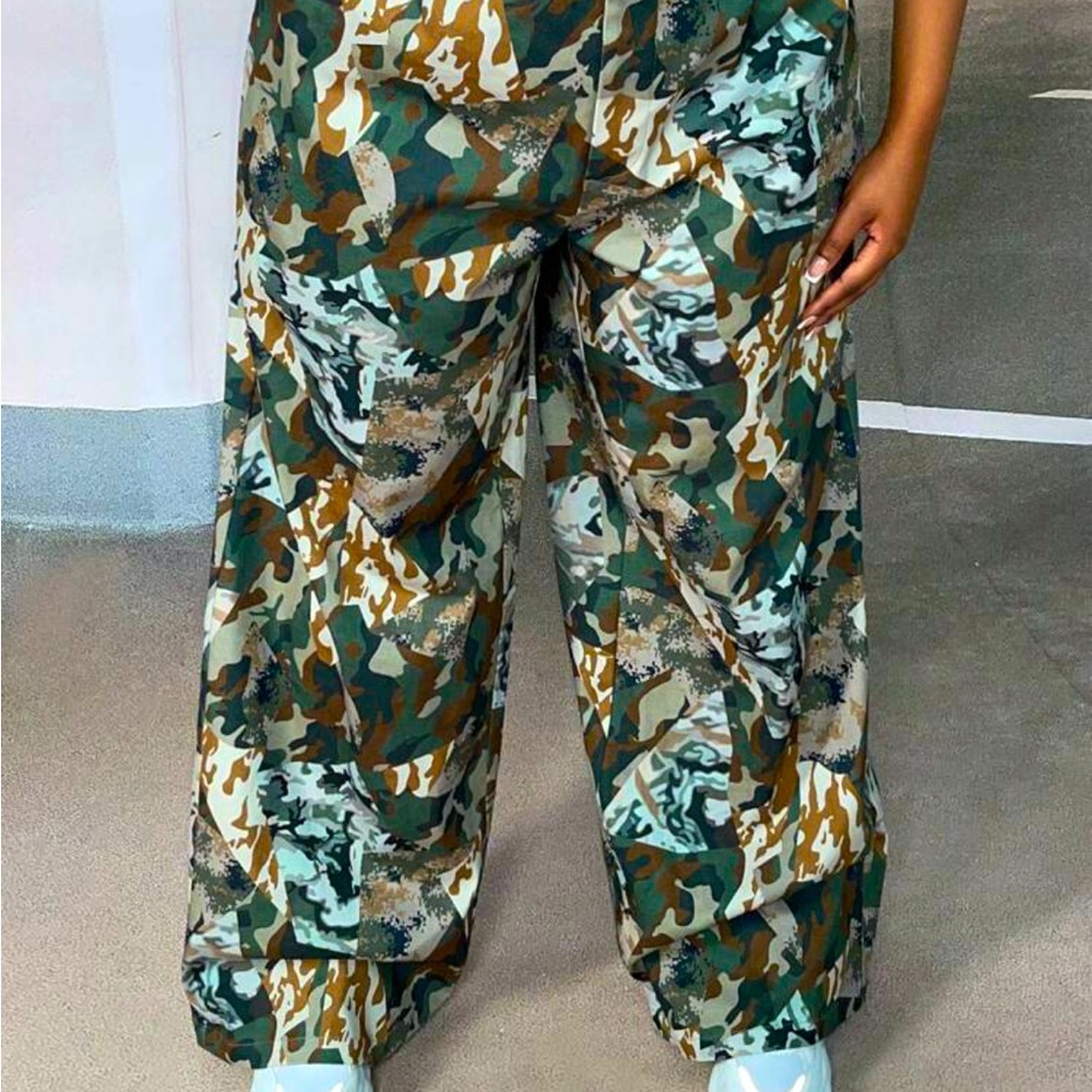 Plus Camo Print Wide Leg Pants